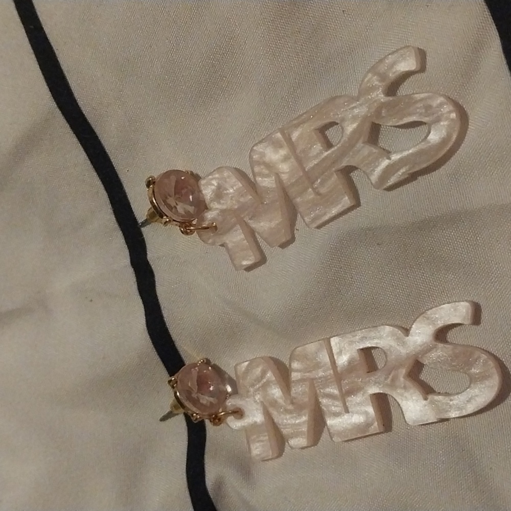 Earrings Never worn